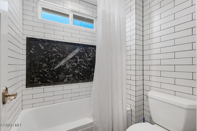 Building Photo - 525 Aqueduct Ct