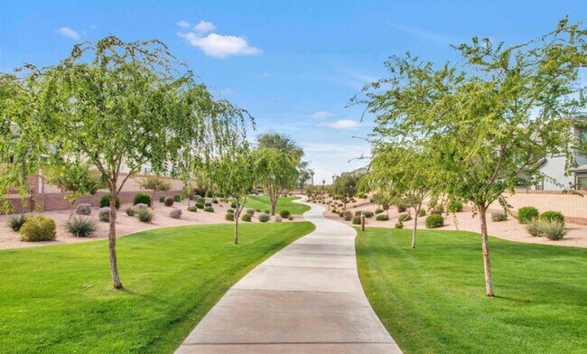 Building Photo - Lovely 3Bedroom/ 2.5 Bath Mesa Home!