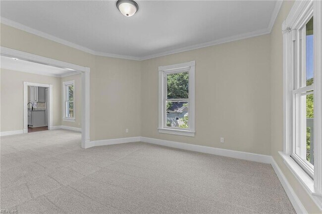 Building Photo - 1611 McDaniel St