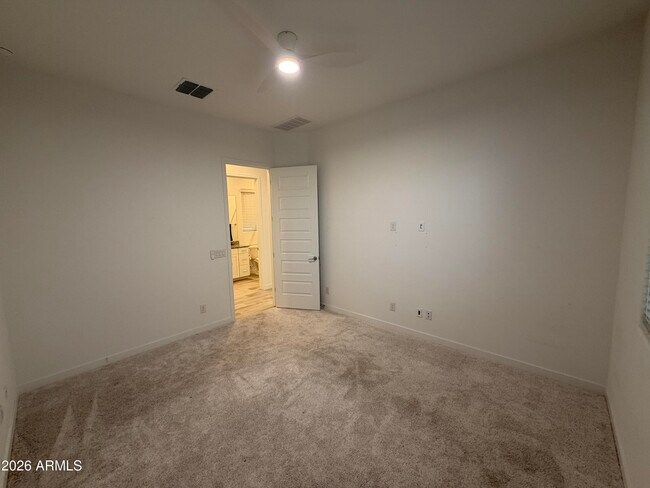 Building Photo - 20119 W Pinchot Dr