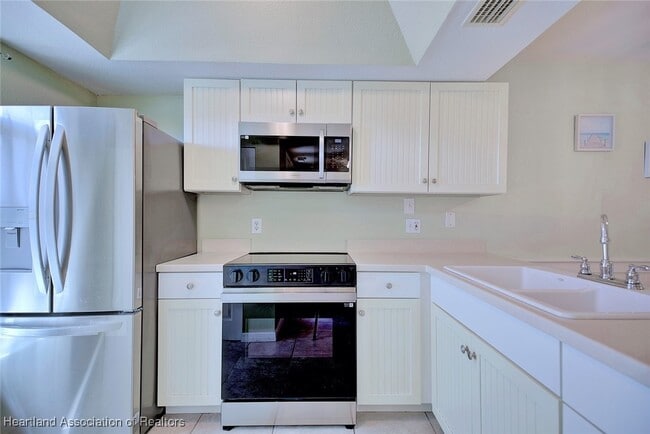 Building Photo - 4706 Mercado Dr