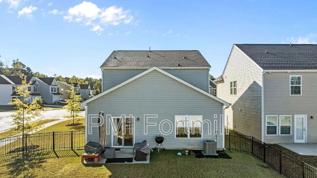 Building Photo - 18045 Stark Wy