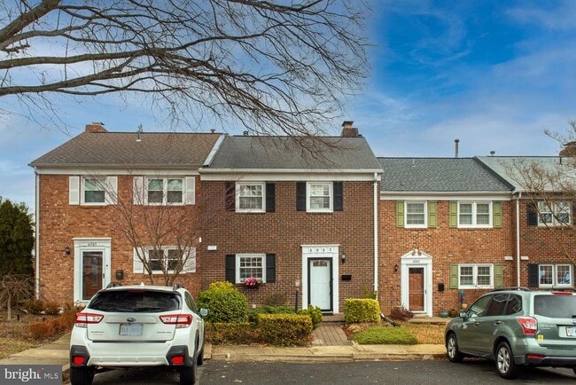 Building Photo - 6063 Hardwick Pl