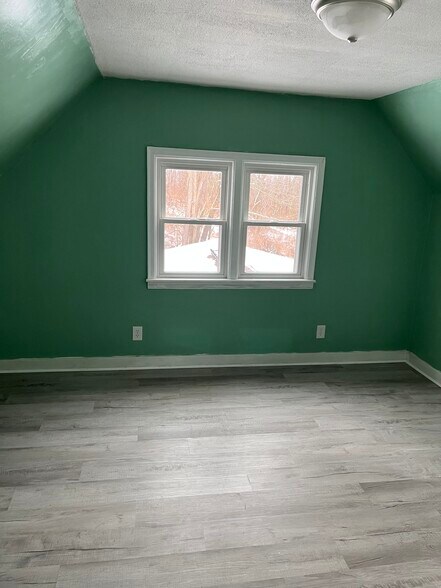 Building Photo - 61 Brehm Rd