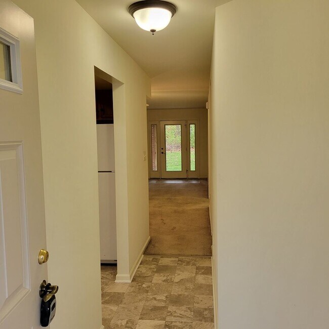 Interior Photo - Grandview Apartments (62gr)