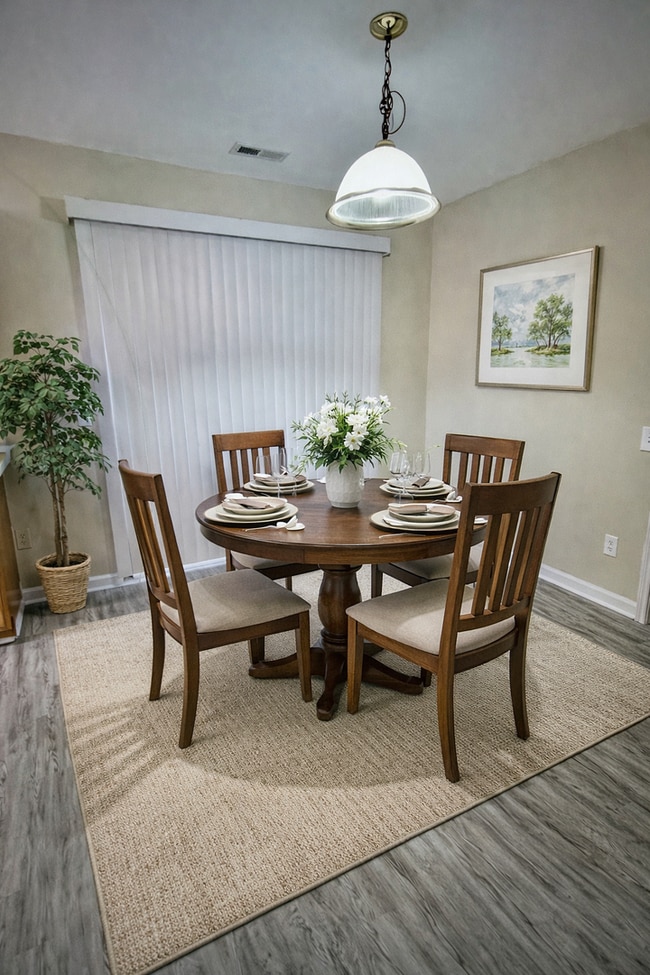 Building Photo - Beautiful 4 Bedroom Home with Garage – Convenient North Charlotte Location