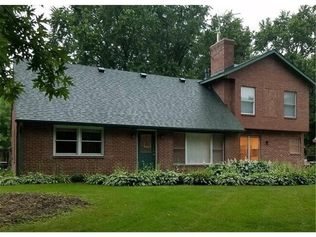 Building Photo - 1809 Baker Park Rd