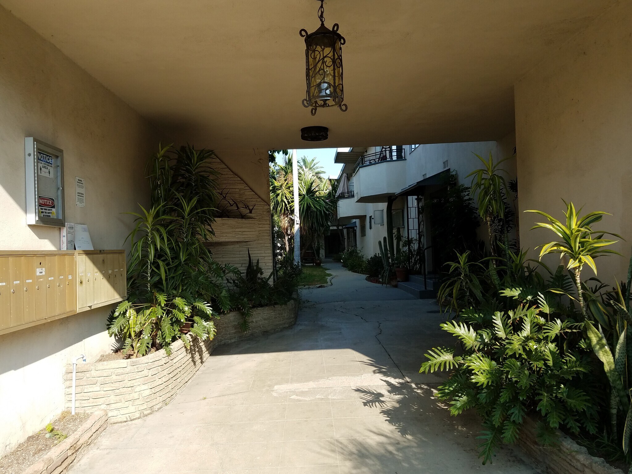 Building Photo - 12015 Lamanda St