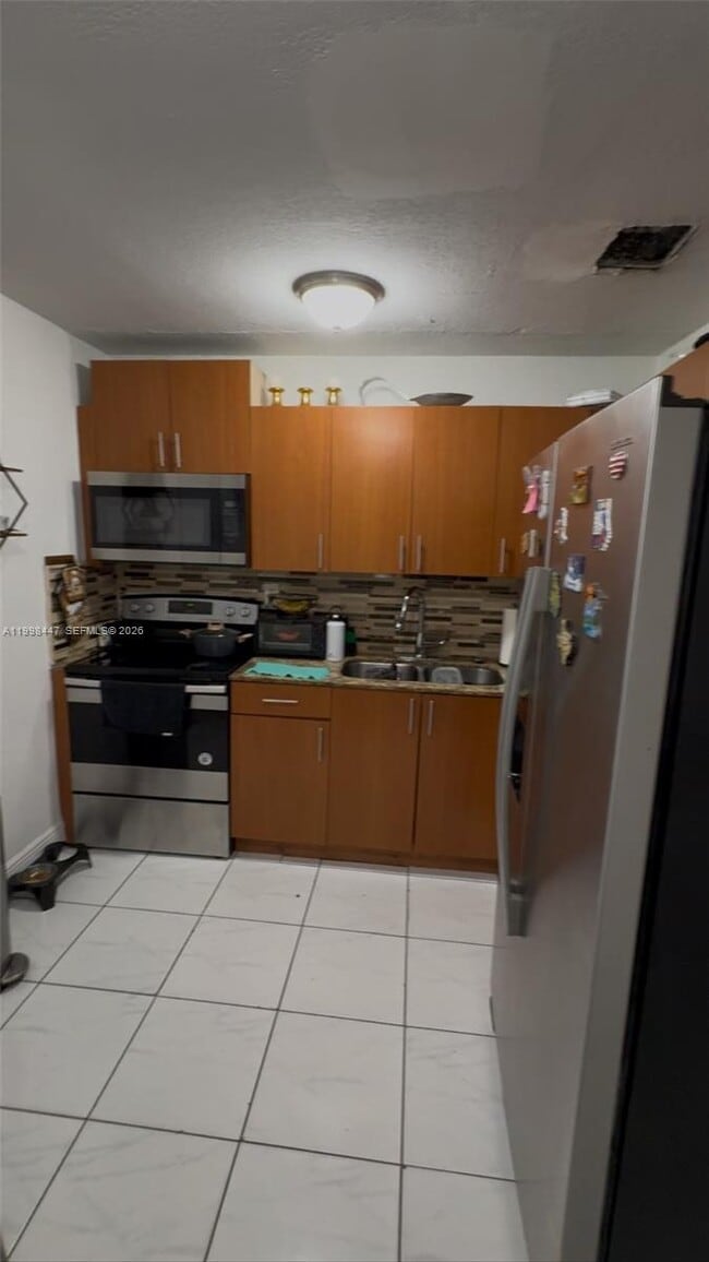 Building Photo - 1857 NW 113 Terrace