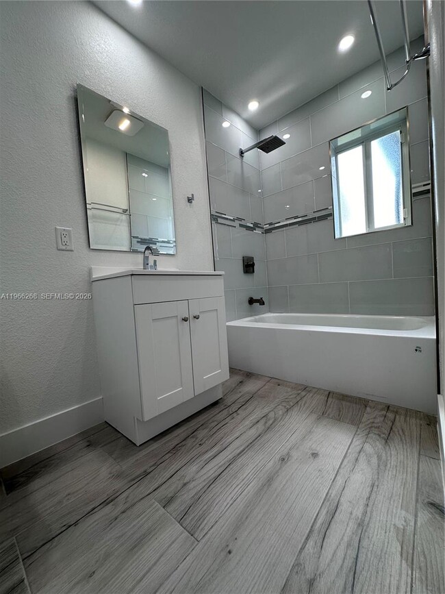 Building Photo - 1250 NW 57th St