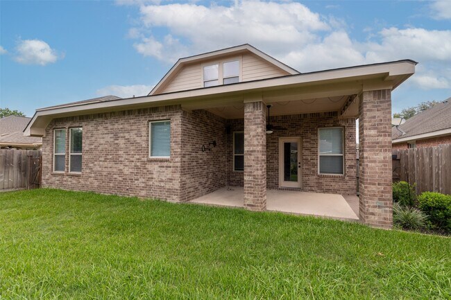 Building Photo - 19511 Dunlay Springs Dr
