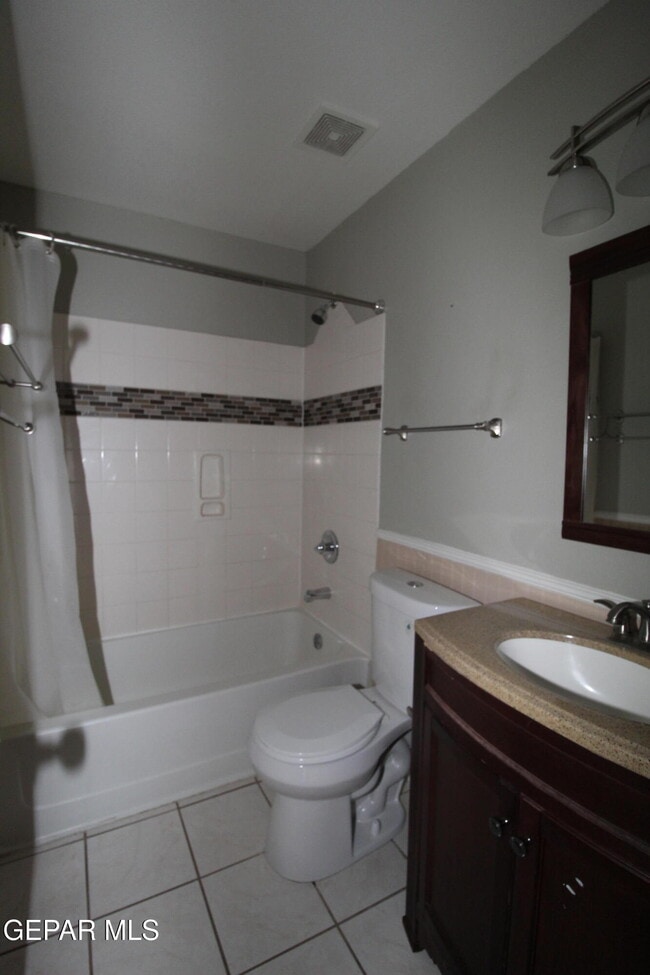 Building Photo - 14032 Lago Seco Dr
