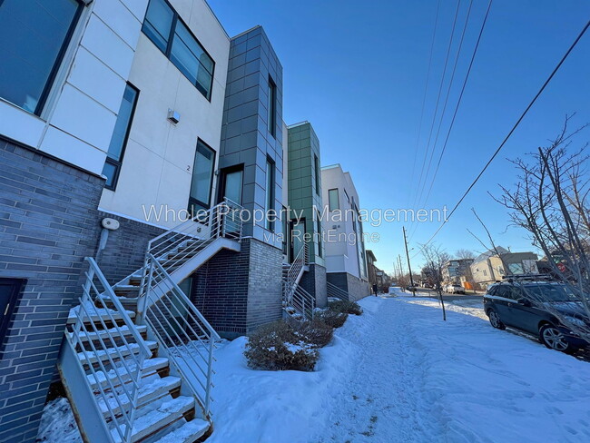 Building Photo - 3444 Navajo St
