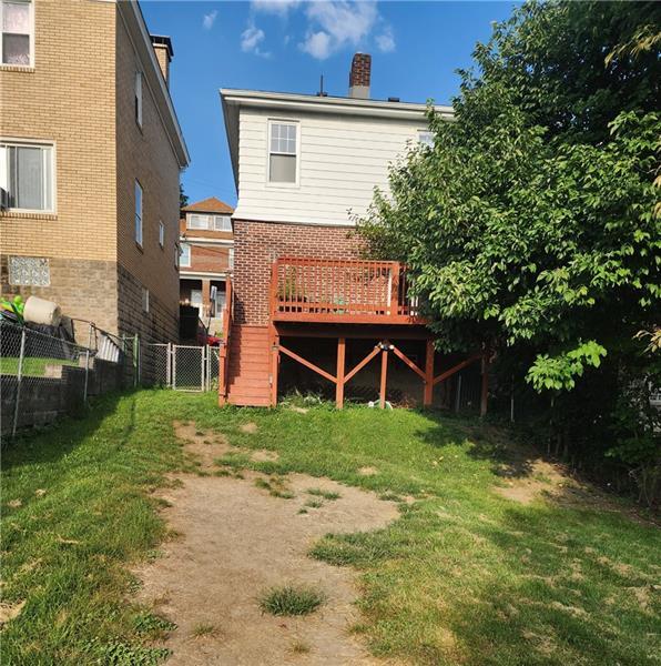 Building Photo - 2307 Bensonia Ave