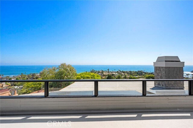 Building Photo - 1560 Sunset Ridge Dr