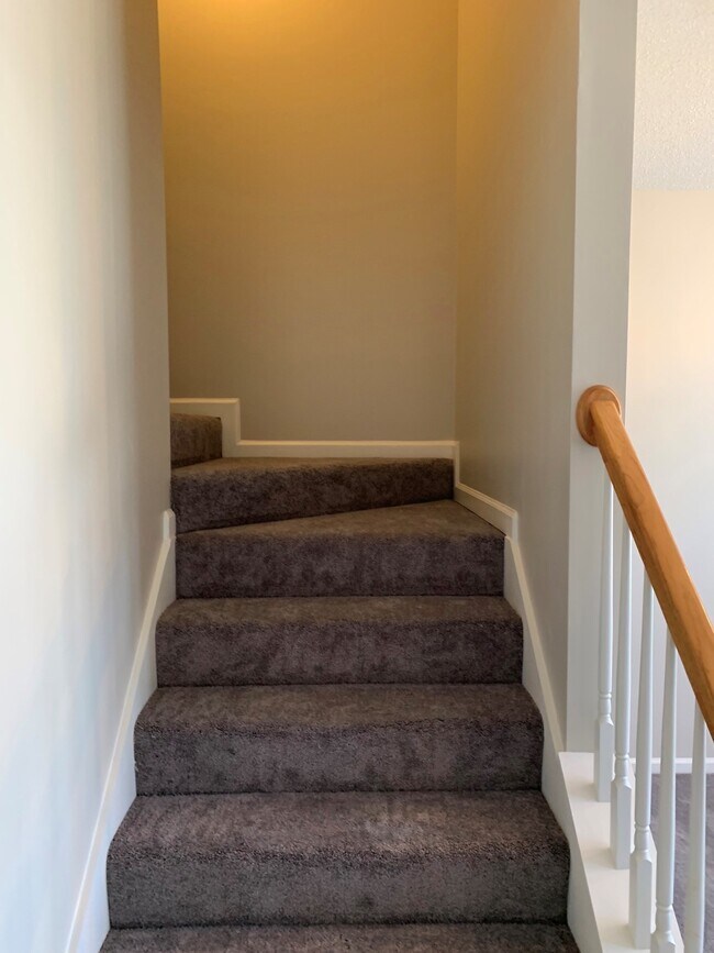 Building Photo - 205 Timber Wolf Trail