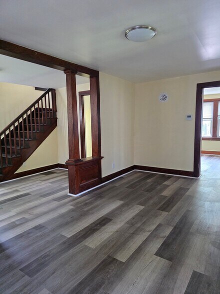Building Photo - 2805 PA-611