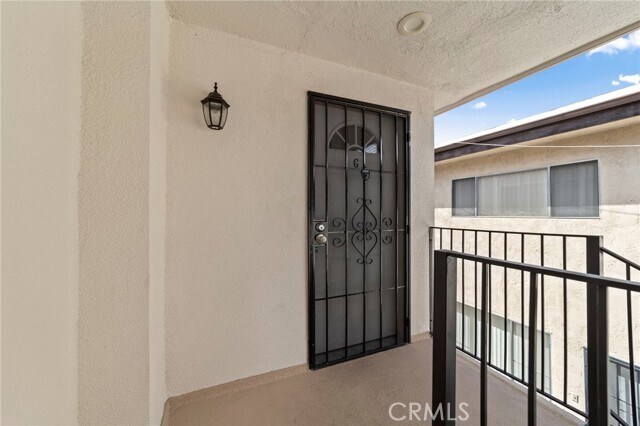 Building Photo - 113 N 1st St