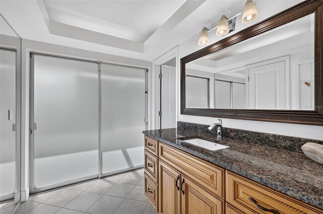 Building Photo - 567 Bird Key Dr