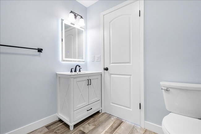 Building Photo - 3313 Fernside Blvd