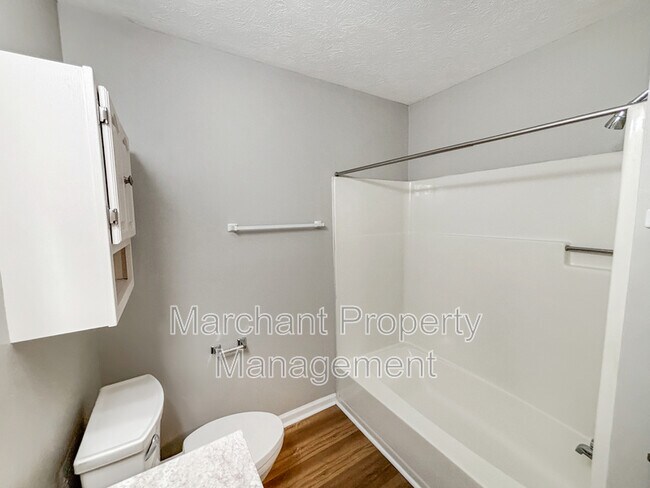 Building Photo - 231 Batesview Dr