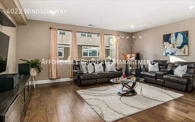 Building Photo - 4022 Windsor Wy