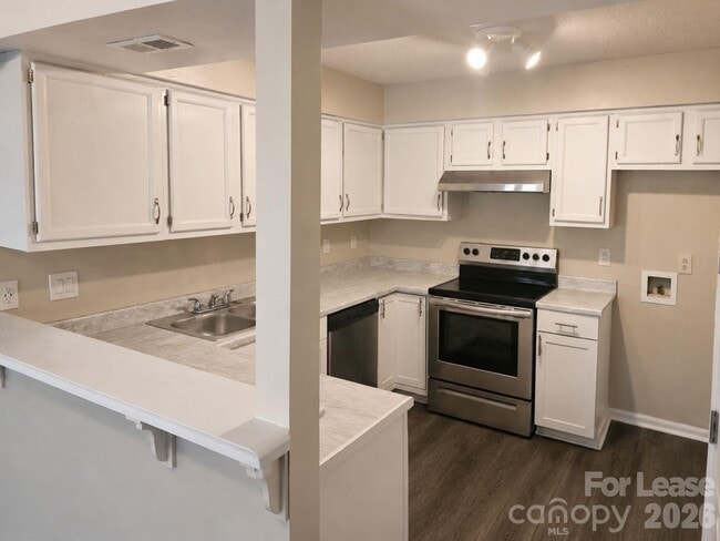 Building Photo - 7223 Winery Ln