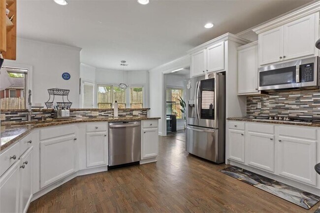 Building Photo - 265 Lily Cove Dr