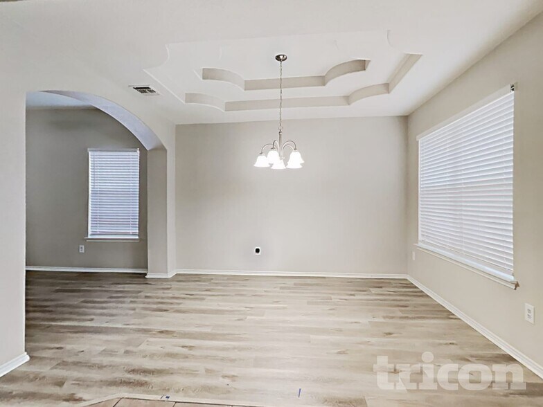Building Photo - 8210 Grissom Cir