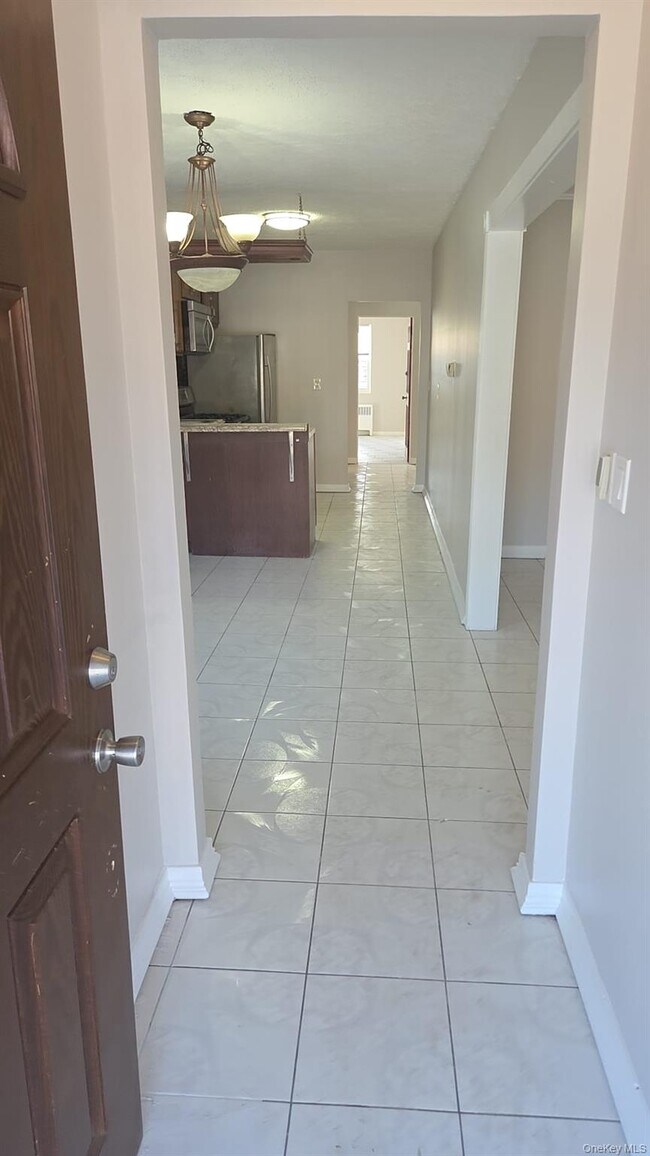 Building Photo - 1628 Allerton Ave