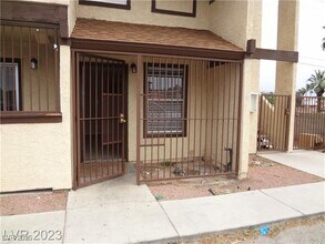 Building Photo - 5456 Cabeza Dr