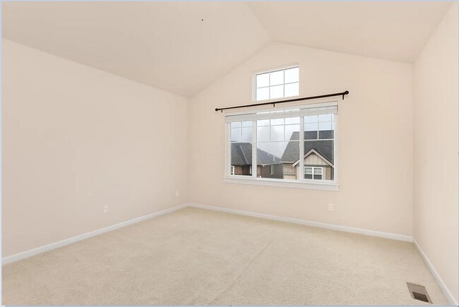 Building Photo - 23425 8th Dr SE