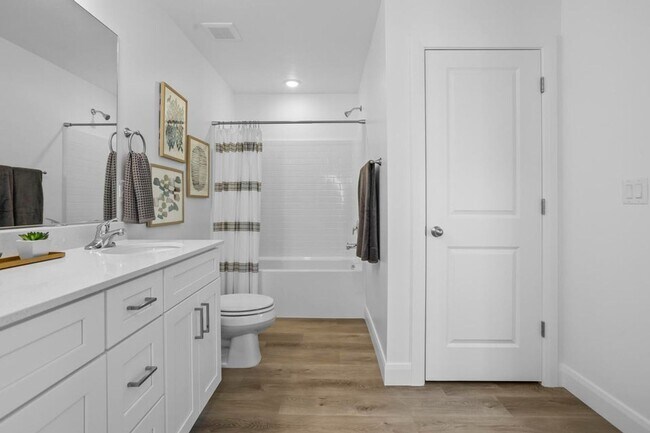 Building Photo - Lagoon Living! 3 Bedroom Townhome with Res...