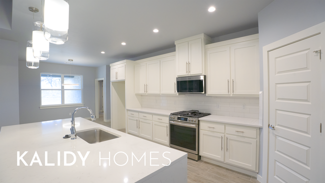 Building Photo - 307 Kirks Holw