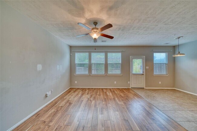 Building Photo - 43 Whitekirk Pl