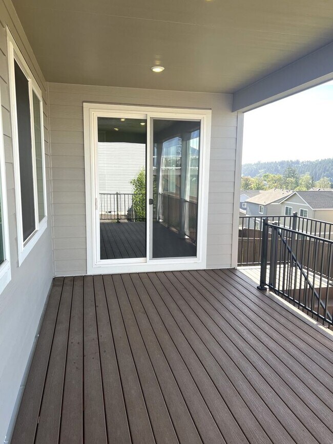 Building Photo - Beautiful Beaverton 4 Bedroom Home with Open Floor Plan, Deck & Upstairs Bonus Room