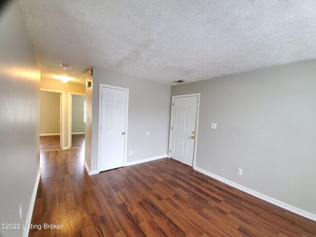 Building Photo - 1704 Stallings Ave