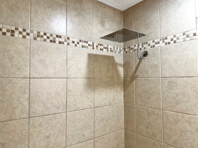 Building Photo - 1715 Moritz Dr