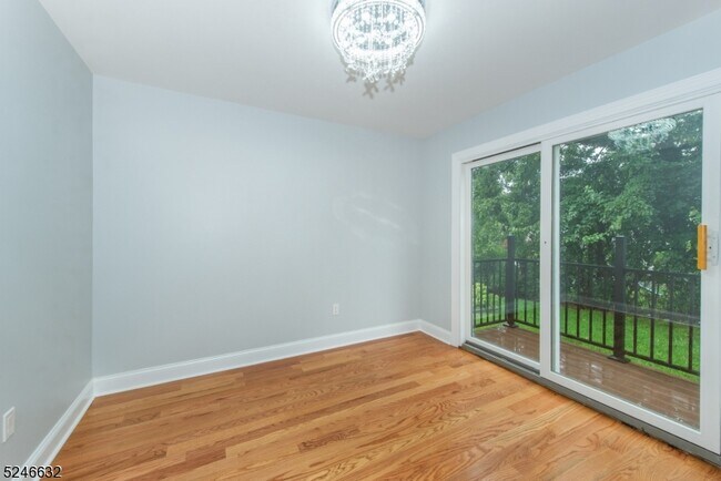 Building Photo - 42 Haverhill Ave