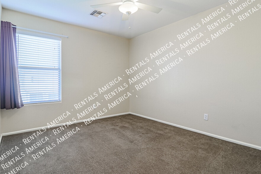 Building Photo - 12610 W Medlock Dr