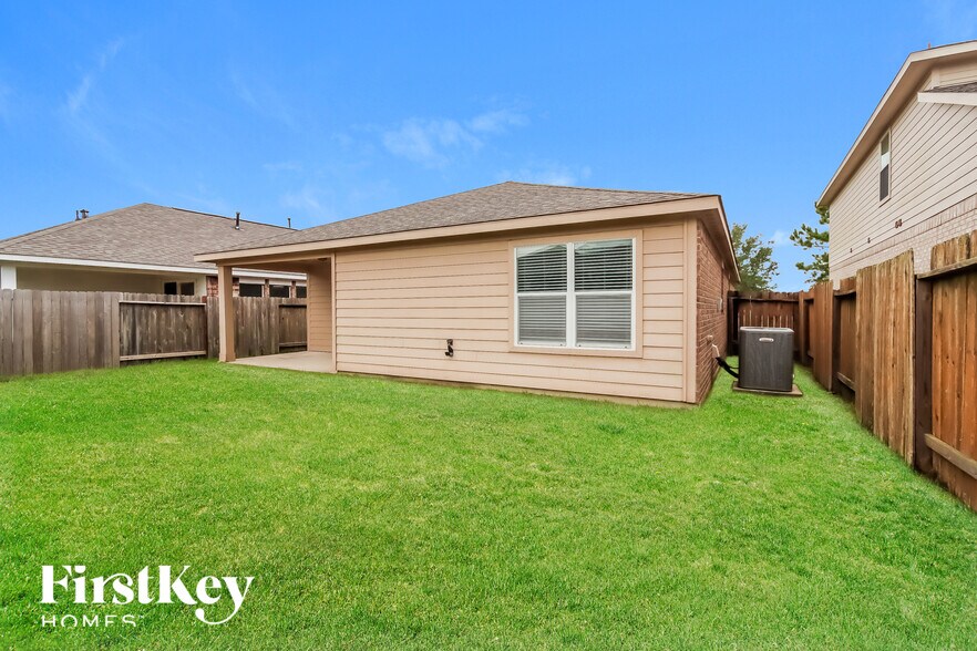 Building Photo - 9846 Onyx Trail Dr