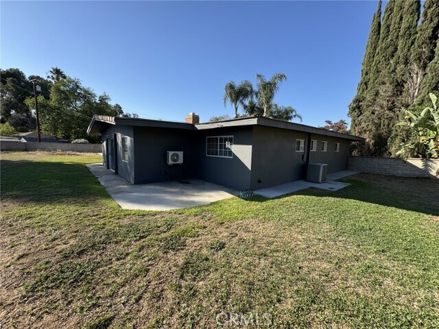 Building Photo - 5998 Mona Bell Ct