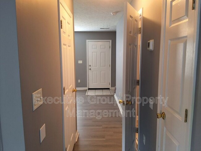 Building Photo - 1107 Northridge Dr