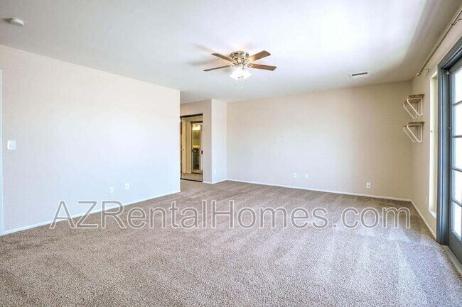 Building Photo - 1033 W Madero Ave