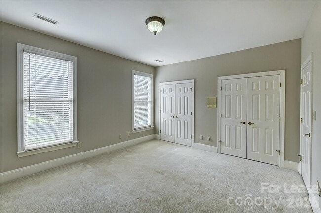 Building Photo - 5100 Piper Glen Dr