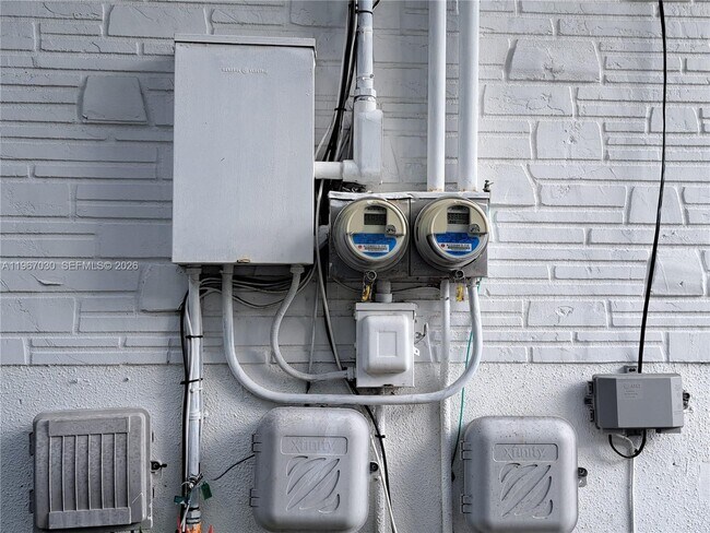 Building Photo - 71 NE 67th St