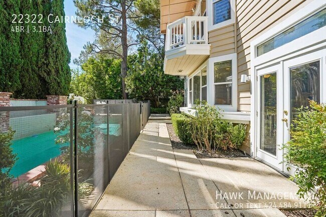 Building Photo - 22322 Cairnloch St
