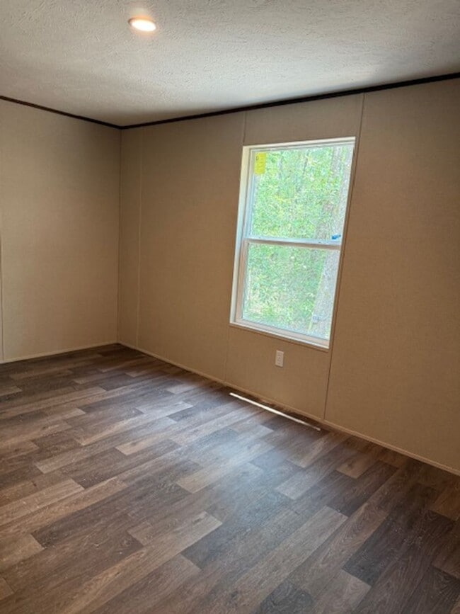 Building Photo - Brand New!! Singlewide MH in North Wakulla...