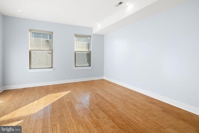 Building Photo - 1403 S 20th St