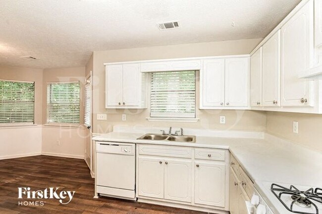 Building Photo - 130 Dunwick Ln